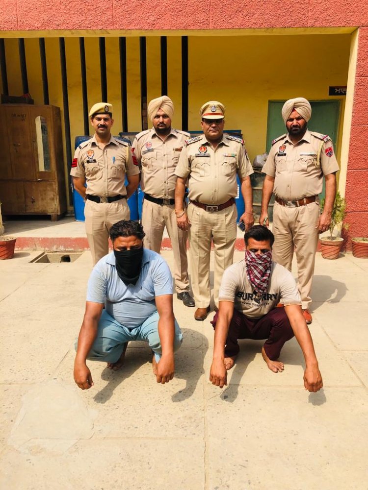 आदमपुर पुलिस ने 2 नौसरबाजों और वांछित आरोपी को किया गिरफ्तार...