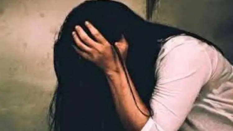 'अपनों' ने किया युवती से गैंगरेप, मारपीट कर दी जान से मारने की धमकी