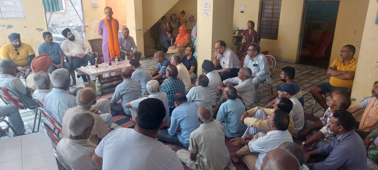 60 प्लस आयुवर्ग में अजोली के 53 और रायपुर के 116 लाभार्थियों को मिली पैन्शन: सत्ती
