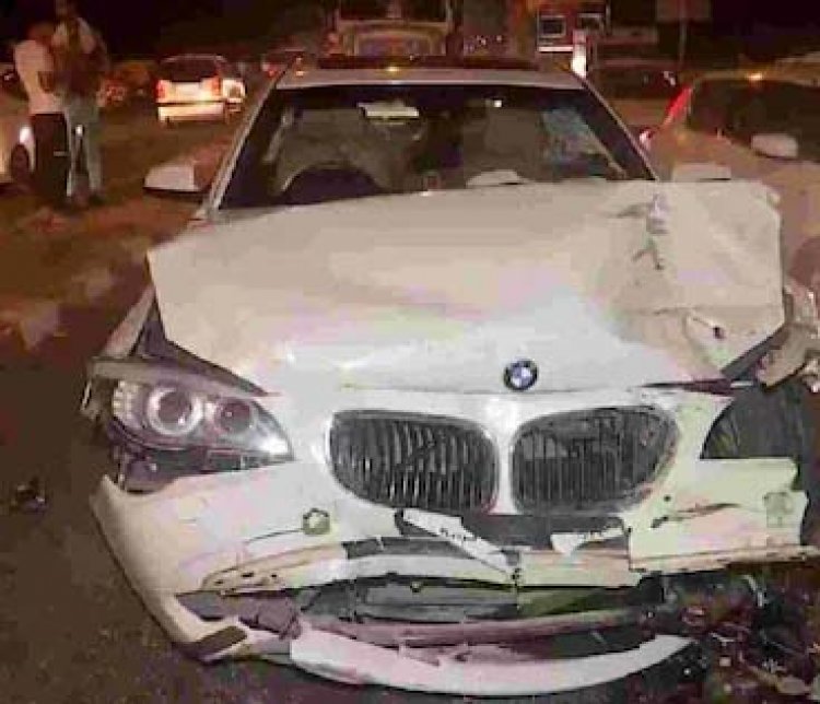 गीता कॉलोनी में बड़ा हादसा, पूर्व विधायक ने BMW से एक कार और स्कूटी को मारी टक्कर