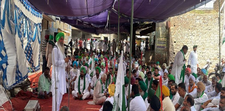 पंजाबः कैबिनेट मंत्री फौजा सिंह के दफ्तर के बाहर किसानों ने लगा धरना, जाने मामला 