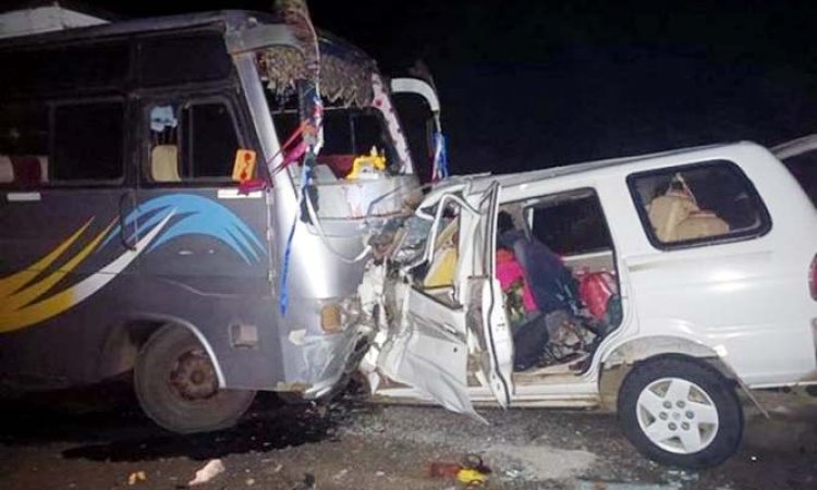 बस और एसयूवी की भयानक टक्कर, 6 पुरुषों और 3 महिलाओं समेत 11 की मौत