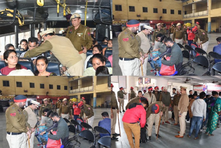 जालंधरः रेलवे स्टेशन और बस स्टैंड पर पुलिस ने किया औचक निरीक्षण