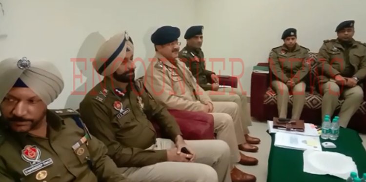 जालंधरः सुरक्षा व्यवस्था को लेकर पुलिस अलर्ट, ADGP Arpit Shukla ने उच्च अधिकारियों के साथ की बैठक, देखें वीडियो