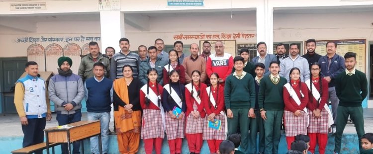रायपुर स्कूल में सड़क सुरक्षा पर एक दिवसीय कार्यक्रम आयोजित