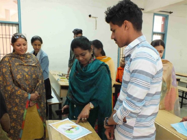 मोहालीः Khalsa College में अंतराष्ट्रीय मातृ भाषा दिवस किया गया आयोजित