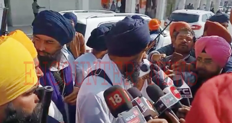 पंजाबः अजनाला हिंसा के बाद श्री अकाल तख्त साहिब पहुंचे अमृतपाल सिंह, देखें वीडियो