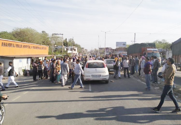 धर्मशाला चंडीगढ़ नेशनल हाईवे 24 घंटों के बाद खुला जाम 