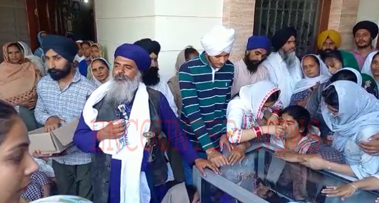 पंजाबः पैतृक गांव पहुंचा निहंग प्रदीप सिंह का शव, देखें वीडियो