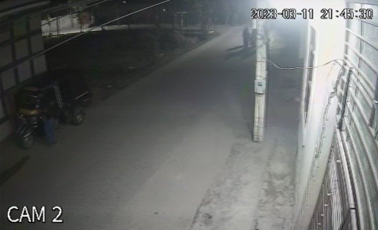 जालंधर: ऑटो स्टार्ट कर जब भागने लगा लुटेरा, देखें CCTV 