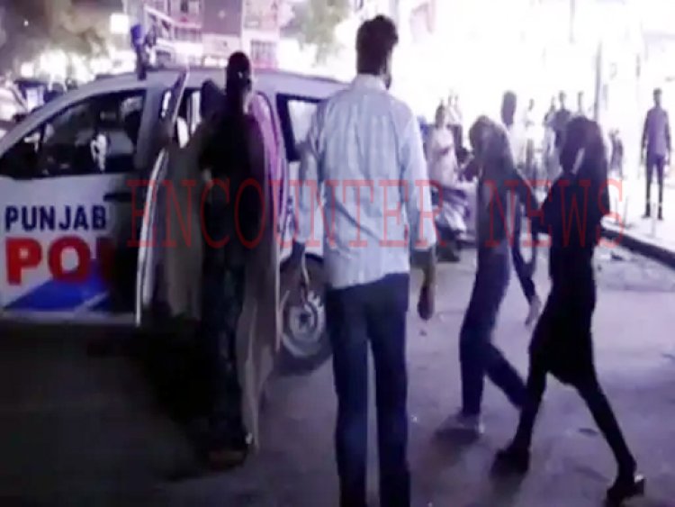 पंजाबः माडल टाउन में सूर्य स्पा सेंटर में पुलिस की रेड, 6 युवतियां समेत 8 काबू, देखें वीडियो