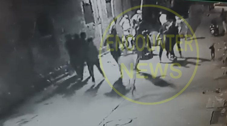 जालंधरः जुआरियों पर लुटेरों ने हमला कर चलाई गोलियां, देखें CCTV