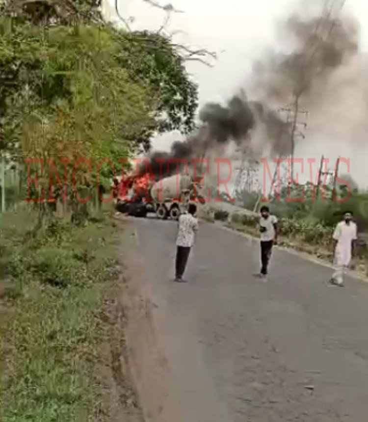 पंजाबः रिंग रोड पर मिक्सर ट्रक में लगी आग, देखें वीडियो