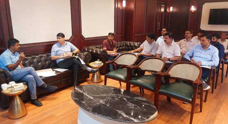 प्रियतु मंडल ने पंचायती विभाग के अधिकारियों के साथ की बैठक