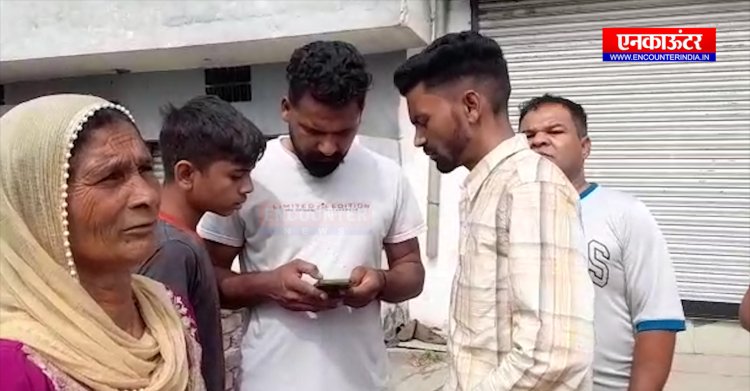 पंजाब : घर के बाहर खड़ी कार लेकर उड़े चोर, देखें वीडियो 