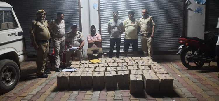 ऊना पुलिस ने पकड़ी 540 बोतल अवैध शराब, दो काबू