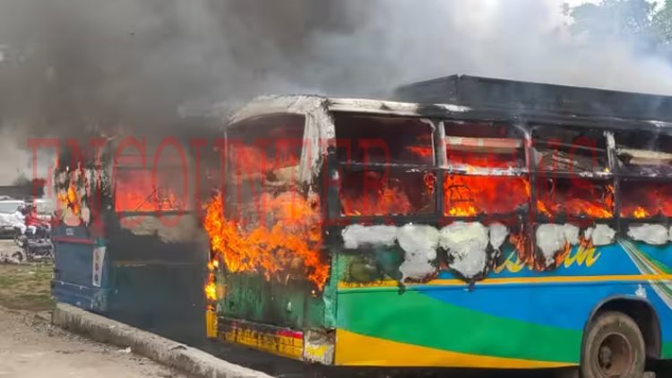 अंतर्राज्यीय बस टर्मिनल में 5 बसों में लगी आग, मची अफरा-तफरी