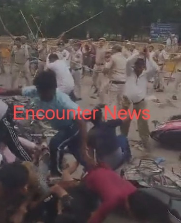 मुहर्रम जुलूस के दौरान भीड़ ने पुलिस पर किया पथराव, देखें वीडियो 