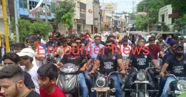 जालंधरः पंजाब बंद की कॉल को लेकर सड़कों पर उतरा एससी समुदाय, देखें वीडियो