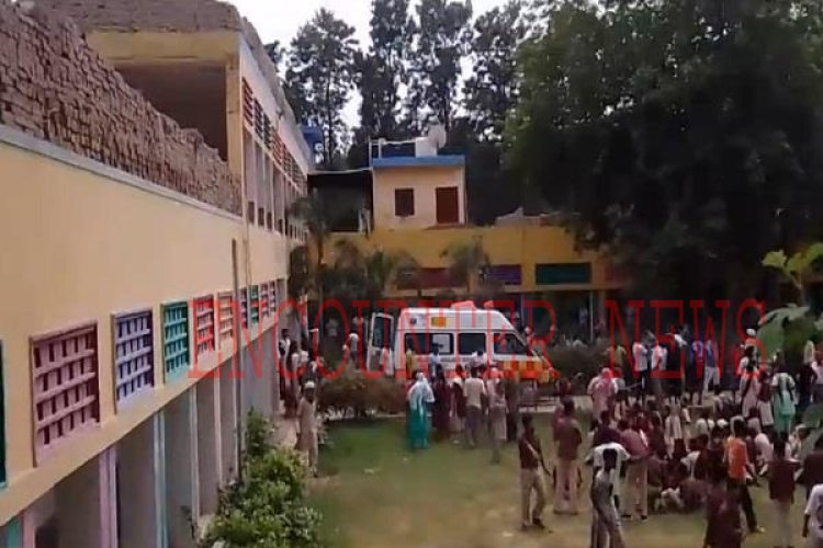 पंजाबः सरकारी स्कूल में हुआ हादसा, मलबे में कई टीचर दबे, देखें वीडियो