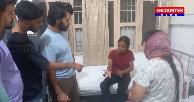 फगवाड़ा : नहाने गई लड़की को सांप ने डंसा, देखें वीडियो