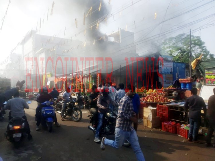 जालंधरः इस इलाके में दुकान में लगी भीषण आग