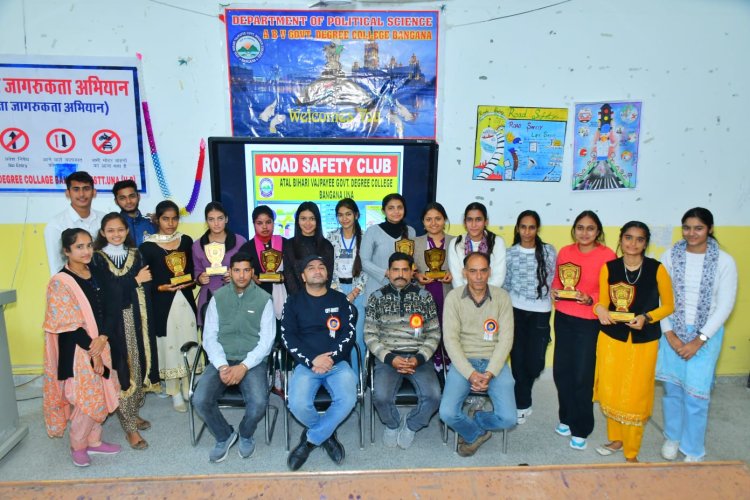 राजकीय महाविद्यालय बंगाणा द्वारा सड़क सुरक्षा यातायात जागरूकता पर कार्यक्रम