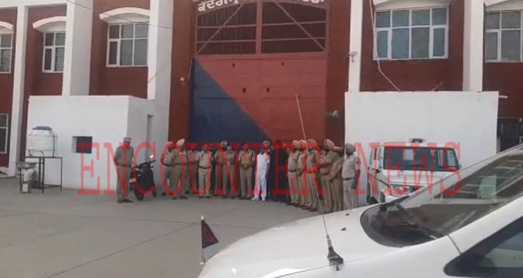 पंजाबः फिर सुर्खियों में आई केंद्रिय जेल, सामान हुआ बरामद, देखें वीडियो