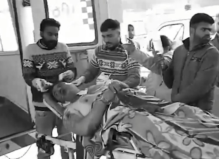 पंजाबः सुबह सुबह डोली वाली कार सजाकर ले जा रहे व्यक्ति को मारी गोलियां, देखें वीडियो