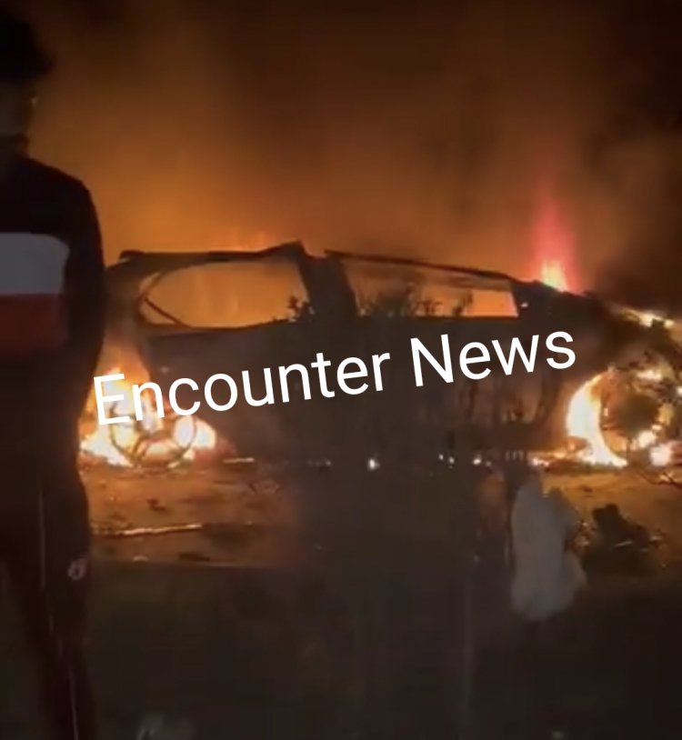 पंजाबः ट्रक और कार में भीषण टक्कर के बाद गाड़ी को लगी आग, 4 की मौ+त, देखें वीडियो