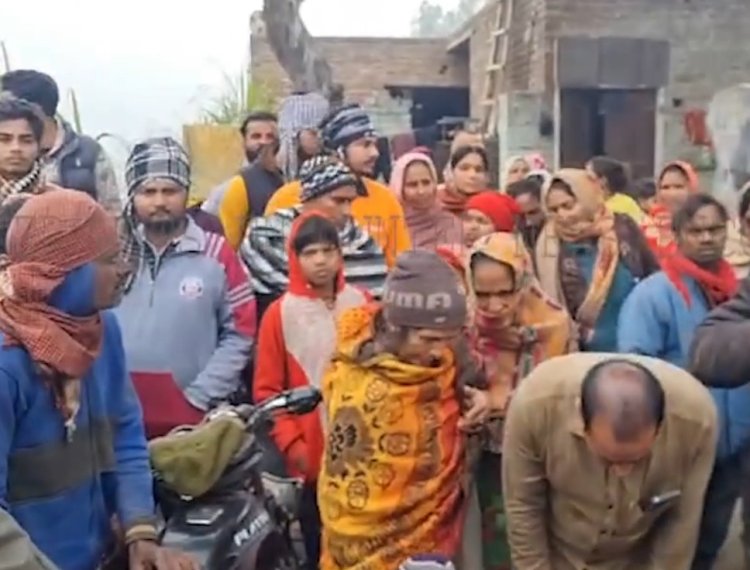 पंजाबः ट्रॉली और बाइक की भीषण टक्कर में एक की मौ+त, देखें वीडियो