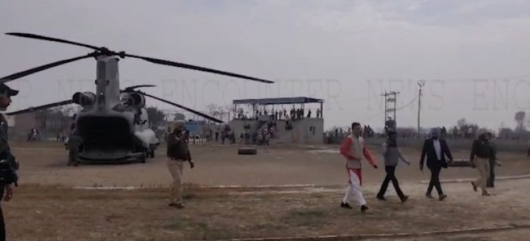 पंजाब : इस इलाके मे इमरजेंसी लैंड हुआ आर्मी का हेलीकॉप्टर, देखे वीडियो