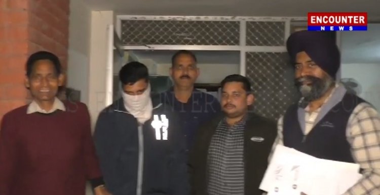 पंजाबः फ़र्ज़ी विजीलैंस अधिकारी बन ठगी करने वाला आरोपी गिरफ्तार, देखे वीडियो