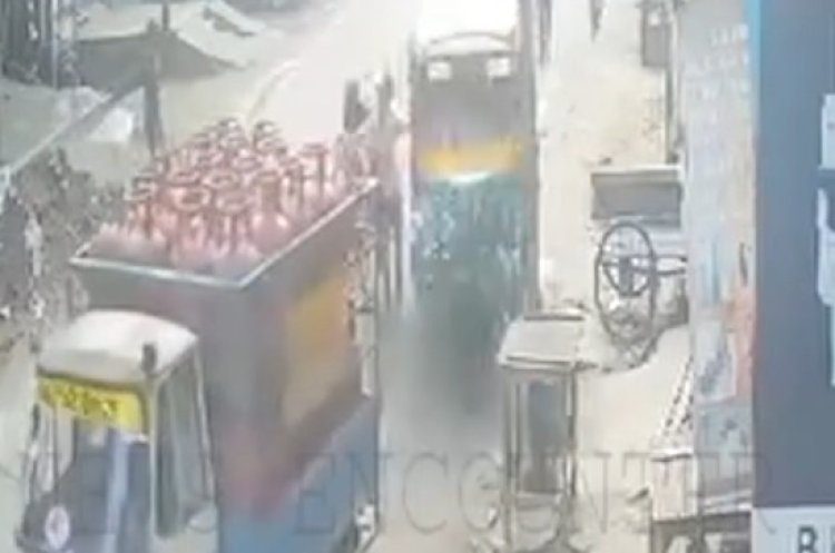 पंजाबः पैदल जा रहे परिवार को तेज रफ्तार ऑटो चालक ने कुचला, बच्चे की मौ+त, देखें CCTV 