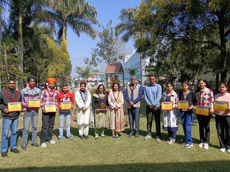 महाविद्यालय ऊना के रोवर और रेंजर के दल ने दूसरी इंडो-बांग्लादेश फ्रेंडशिप कैंप में भाग लिया