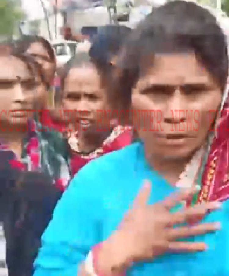 जालंधरः महिला की मौत को लेकर थाने के बाहर परिजनों का हंगामा, देखें Live