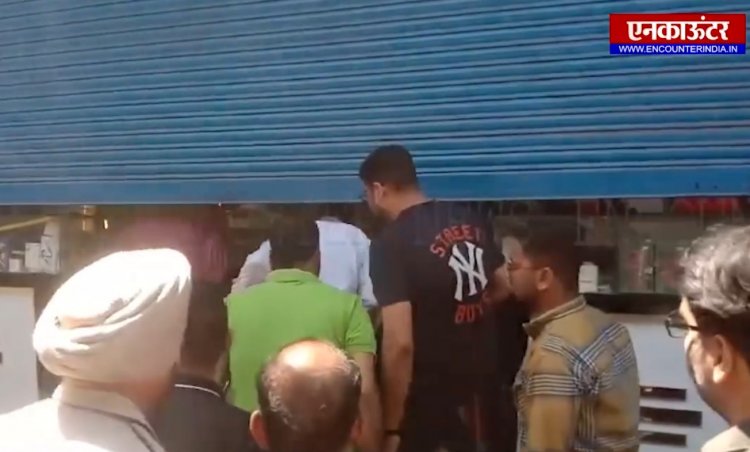 पंजाब : मोबाइल की दुकान से करीब 25 लाख के करीब के फोन हुए चोरी, देखें वीडियो