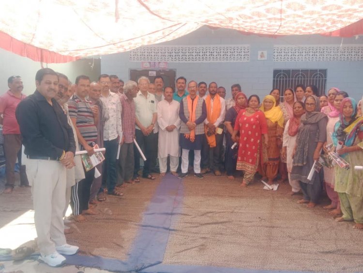 विधायक सतपाल सिंह सत्ती ने अनुराग ठाकुर के पक्ष में किया चुनाव प्रचार