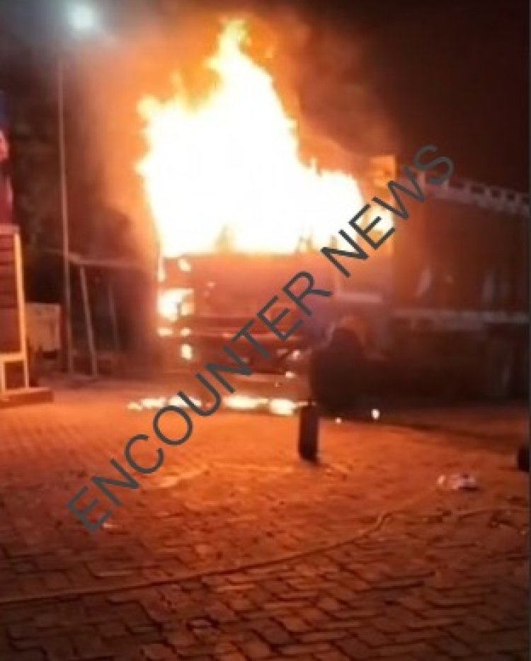 पंजाब :  पेट्रोल पंप के बाहर ट्रक को लगी आग, जिंदा जला ड्राइवर